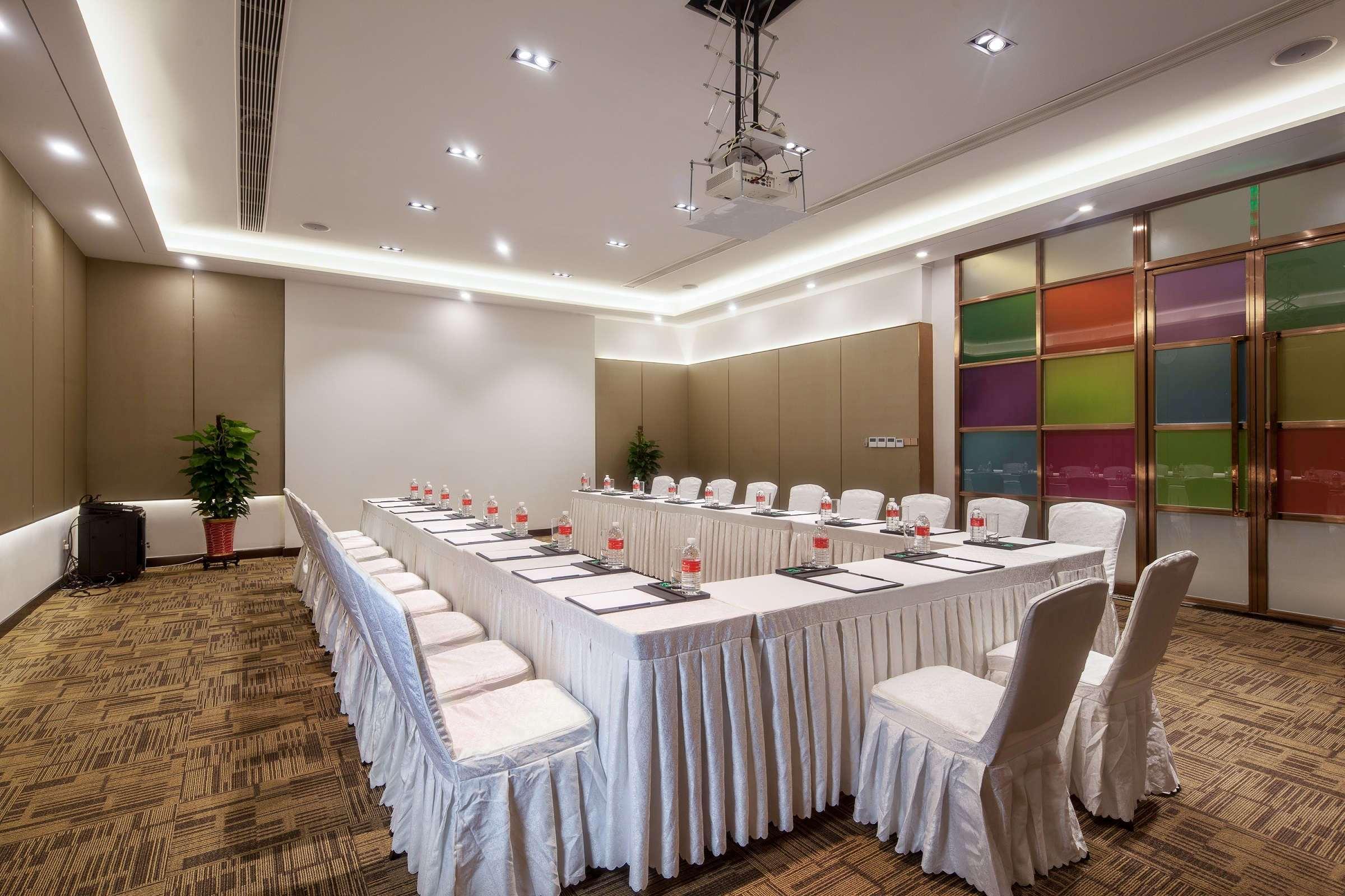 Ramada Shanghai Songjiang Xangai Exterior foto