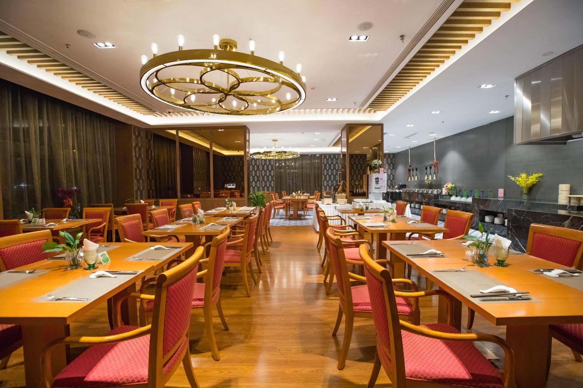 Ramada Shanghai Songjiang Xangai Exterior foto